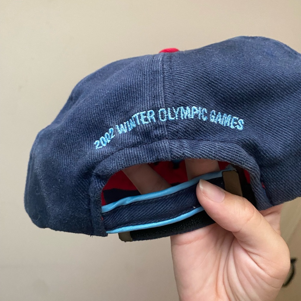 Hat - Picture 3 of 5